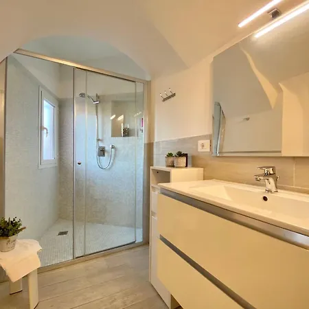 Casa Rosa Tre- 45 Quadratmeter Und Parkplatz By Interhome Apartamento *