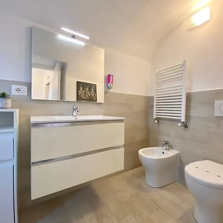 Casa Rosa Tre- 45 Quadratmeter Und Parkplatz By Interhome * Rapallo